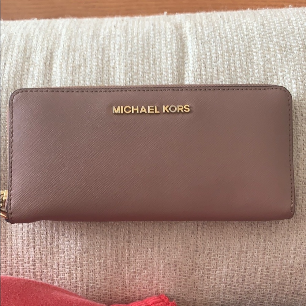 Michael Kors wallet